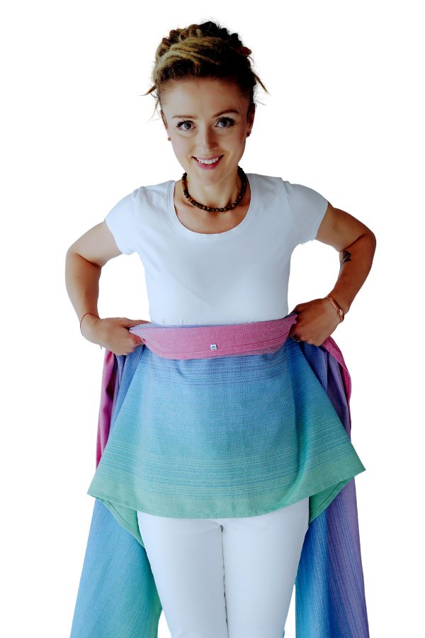 Step 2: Wrap around waist to form pocket