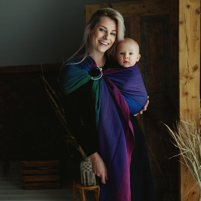 Colourful ring sling Zircon M – a popular and affordable choice for starting babywearing