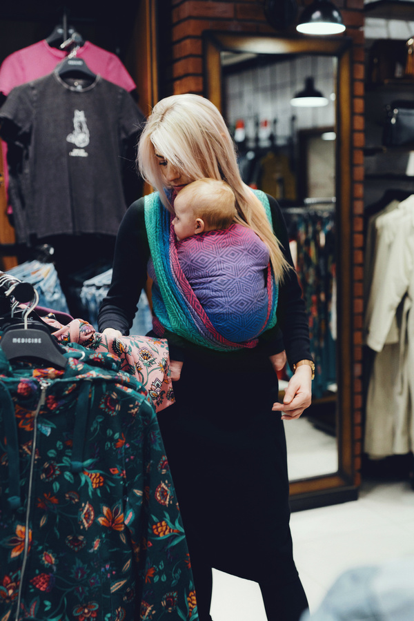 Baby Sling TENCEL™ Aurora Cube size 7
