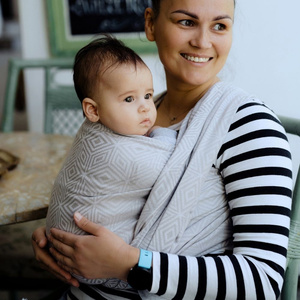 Baby Sling Grey Cube size 5