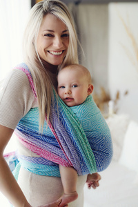 Baby Sling Aurora Cube size 4