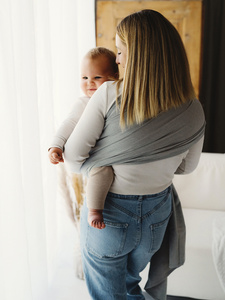 Gray Moonstone L – a ring sling for parents who value simplicity