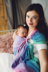 Bamboo Zircon M – a colourful, breathable ring sling ideal for summer