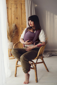 Soft baby sling for beginners – Bamboo Rubellite - size 6