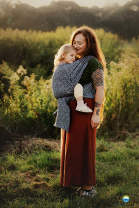Baby Sling Inky Cube size 8