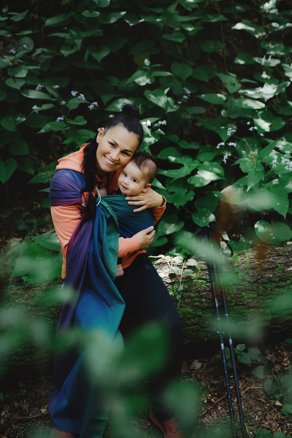 Bamboo Misty Zircon L – colour and softness for everyday babywearing