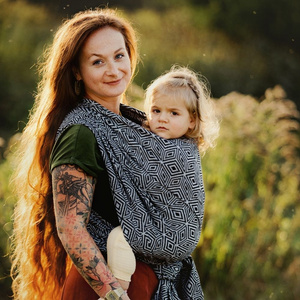 Baby Sling Inky Cube size 7